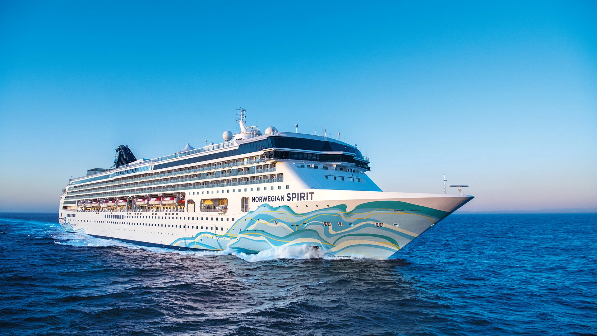 Norwegian cruise ship departing Hobart, Tasmania